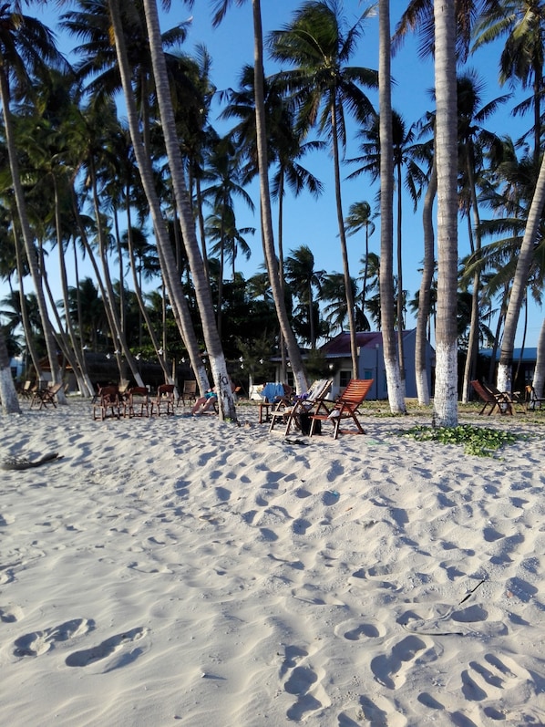 Beach - The House 17 1 (Phan Thiet)