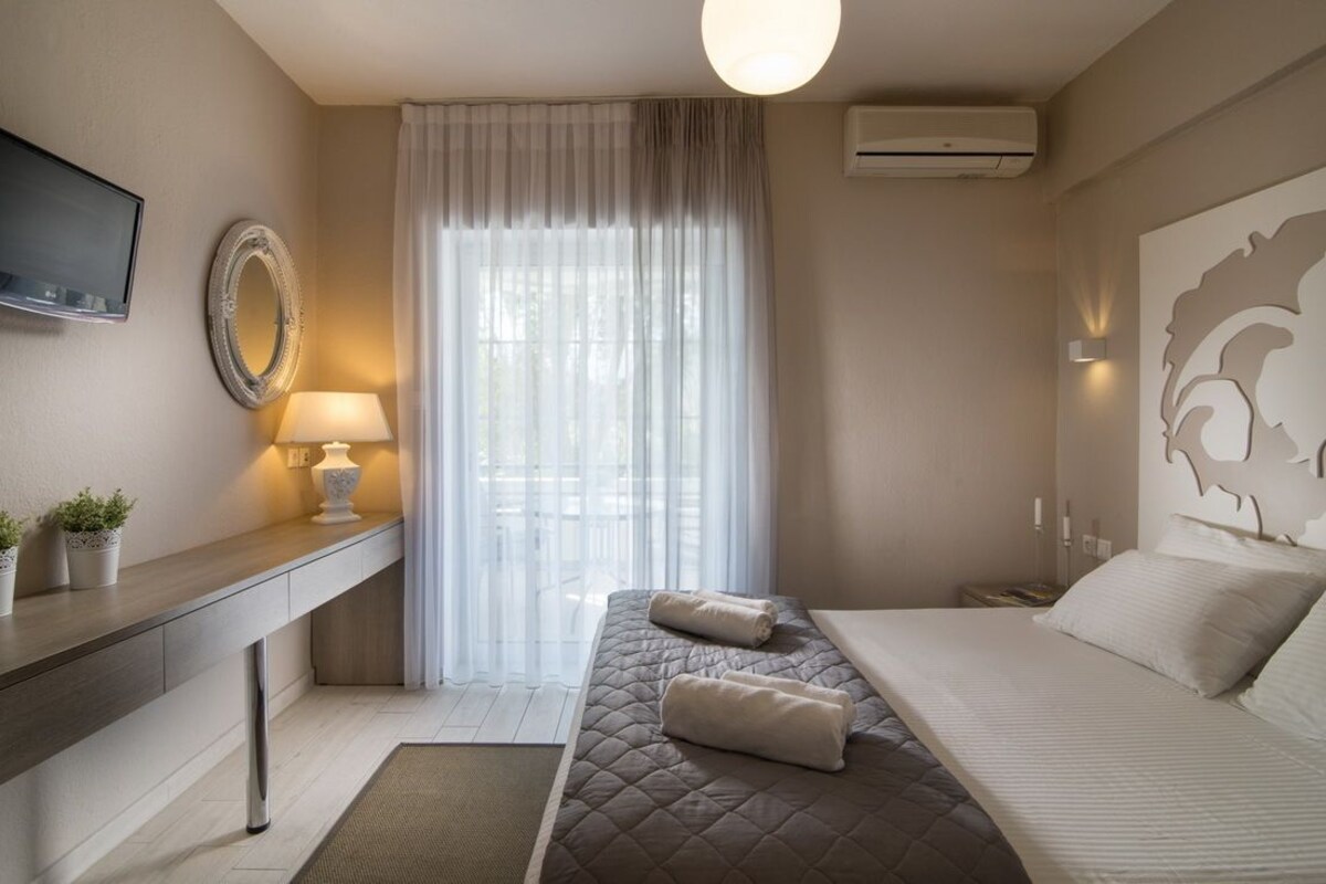 Deluxe Apartment (3 Adults)