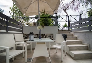Studio (Semibasement) | Terrace/patio