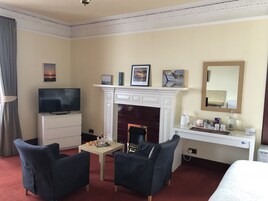 Superior Double or Twin Room, Ensuite, Sea View (The Bowmore Suite) | Free WiFi, bed sheets