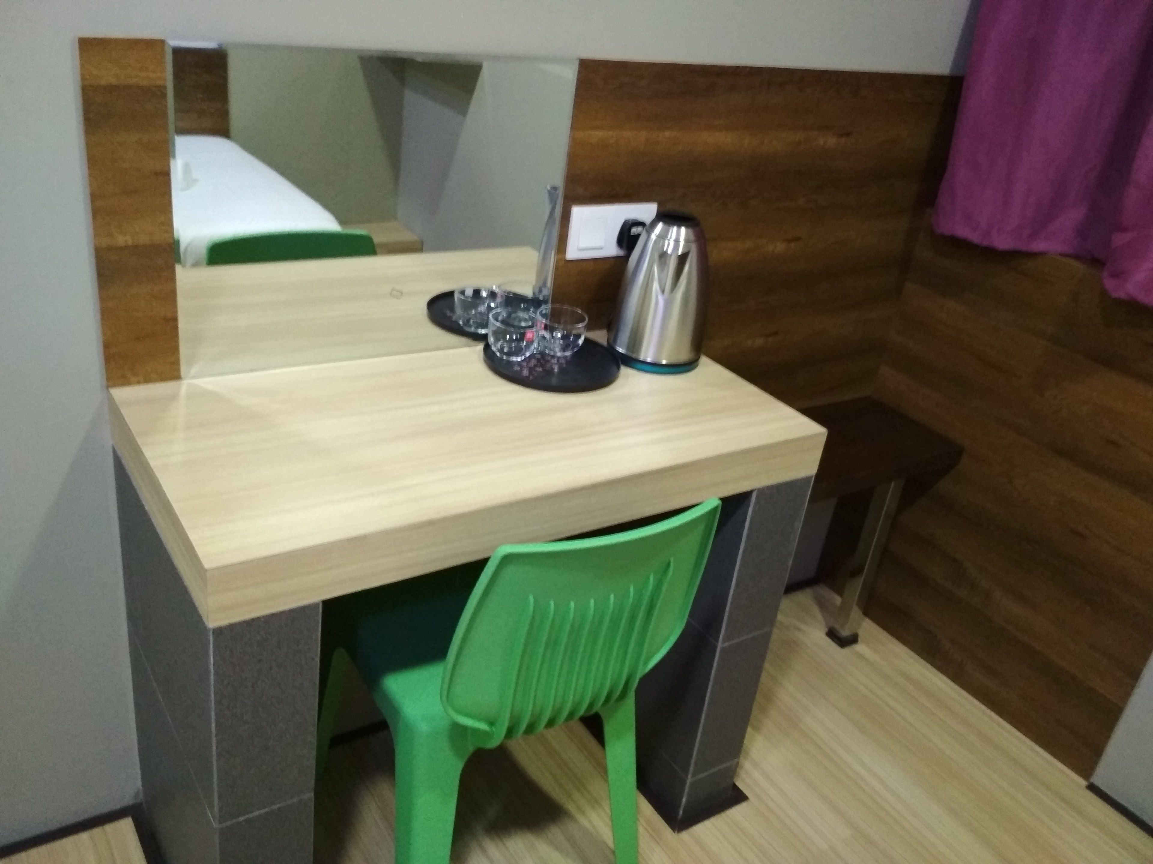 deluxe double room, 1 double bed, non smoking | room amenity