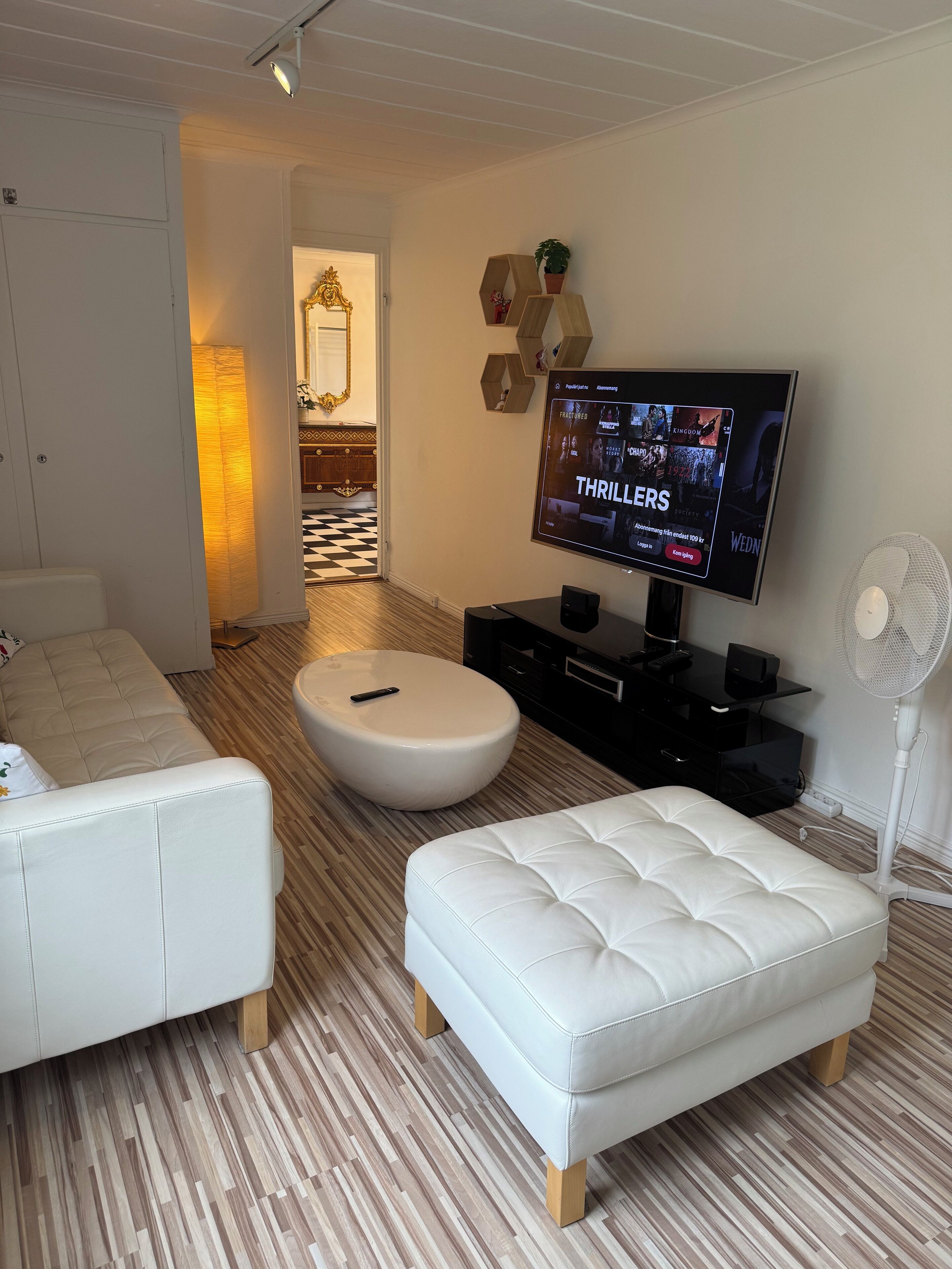 Family House, Executive Level | Living area | Smart TV, Netflix, streaming services