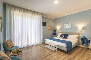 Camera Deluxe, balcone | 1 camera, biancheria da letto di alta qualità, copriletto in piuma