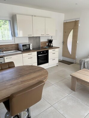 Private kitchen - A la Verte Campagne (Roquebrune-sur-Argens)