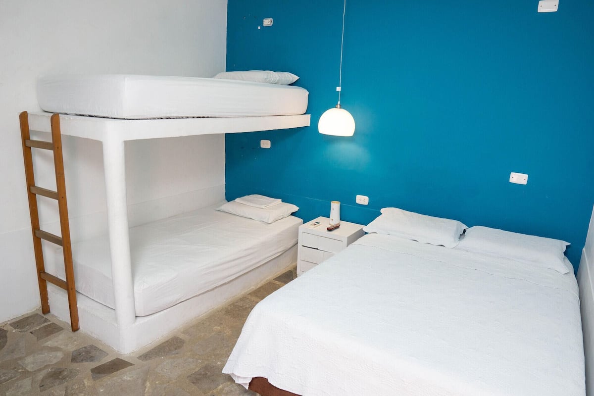 Blackout drapes, soundproofing, WiFi (free), individually furnished