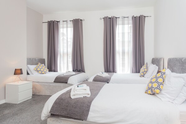 Deluxe Triple Room | Free WiFi