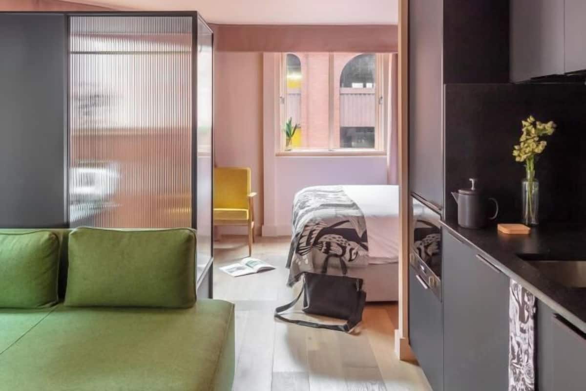 1 habitación y ropa de cama de alta calidad