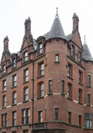 Exterior - Whitworth Locke (Manchester)