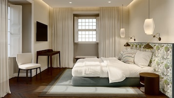 Minibar, in-room safe, blackout drapes, soundproofing