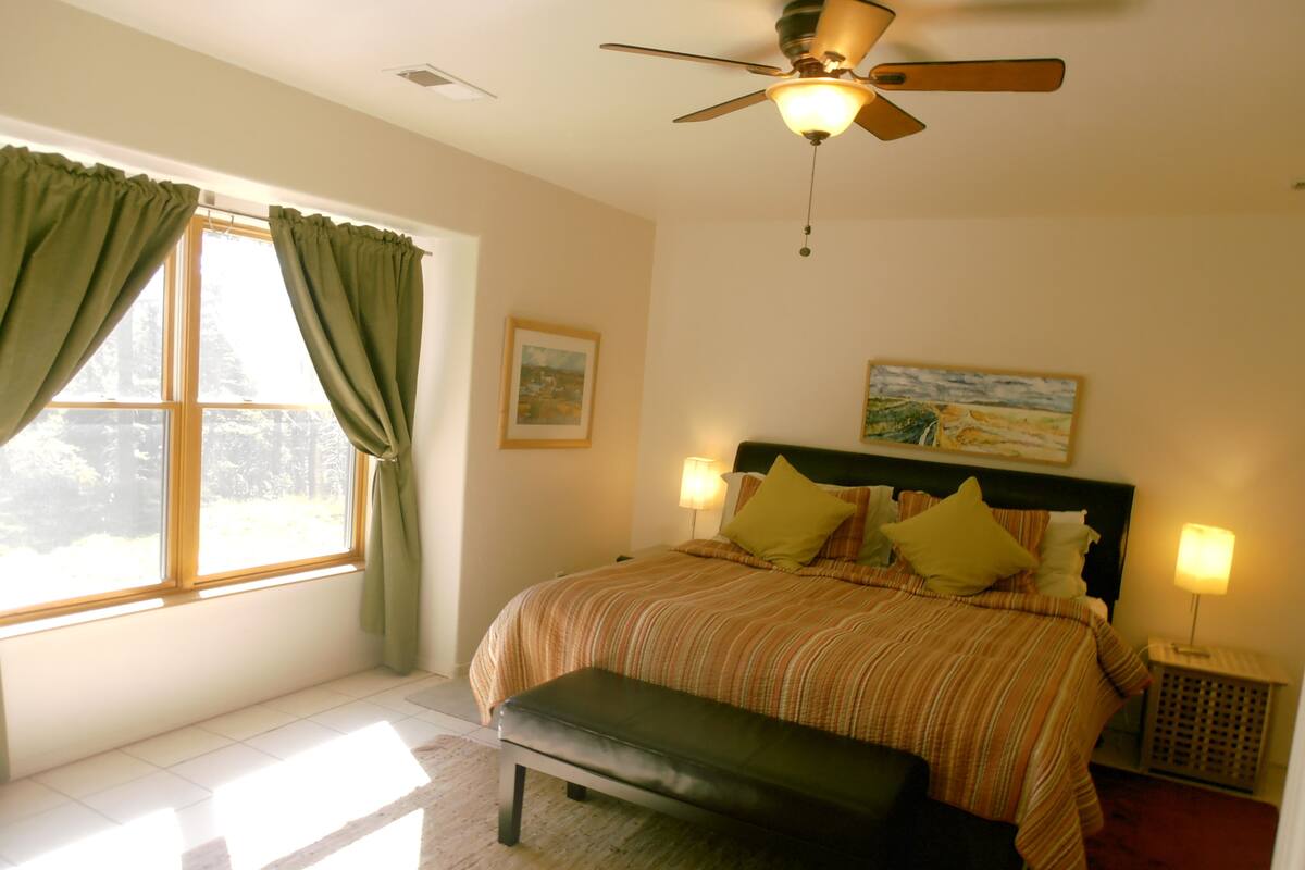 Condo, 4 Bedrooms
