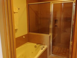 Condo, 3 Bedrooms | Jetted tub - Mountain Haven (Angel Fire)