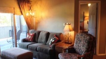 Condo, 1 Bedroom | Living room | TV