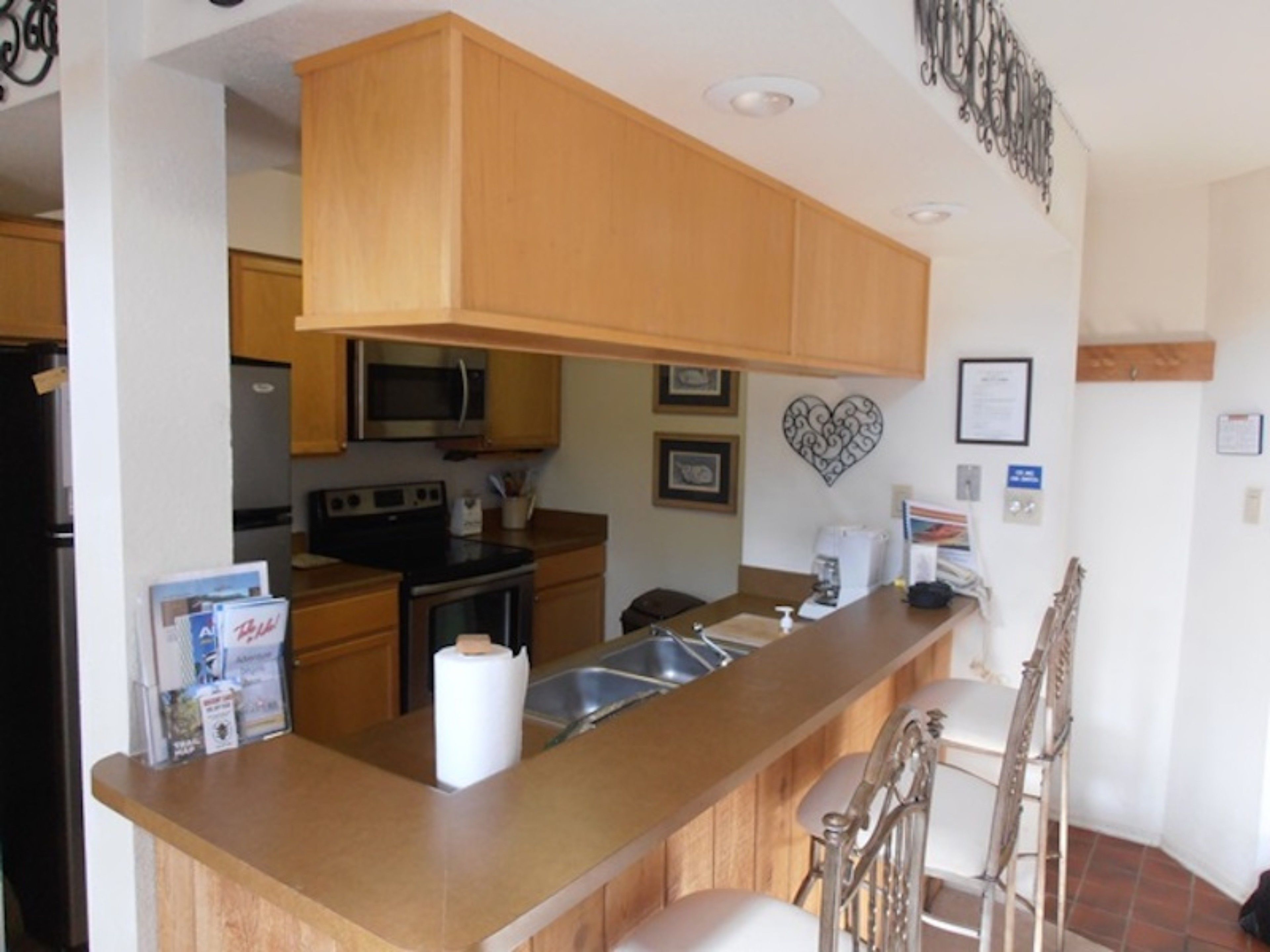 Condo, Multiple Beds, 2 Bathrooms | Private kitchen | Fridge, microwave