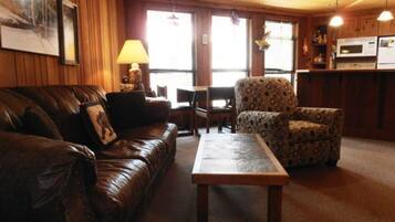 Condo, 2 Bedrooms | Living room | TV