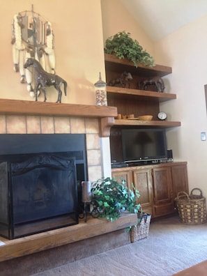 Condo, 2 Bedrooms | Living room | TV - Ski Run (Angel Fire)