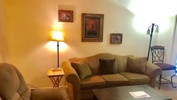 Condo, 2 Bedrooms, 2 Bathrooms | Living room | TV