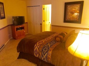Condo, 2 Bedrooms, 2 Bathrooms