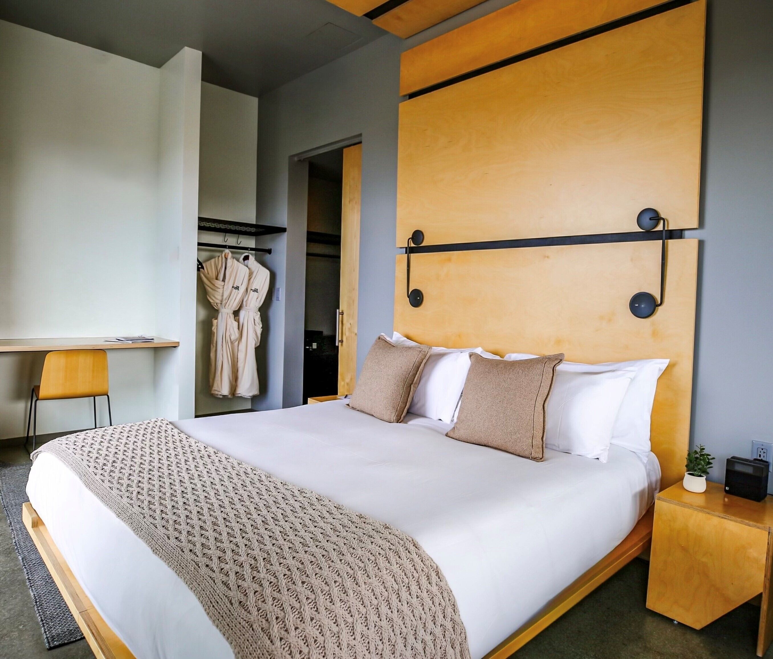 Premium bedding, down comforters, pillowtop beds, minibar