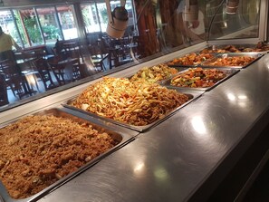 Buffet - Hotel el Dorado (La Ceiba)