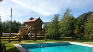 Piscina stagionale all'aperto