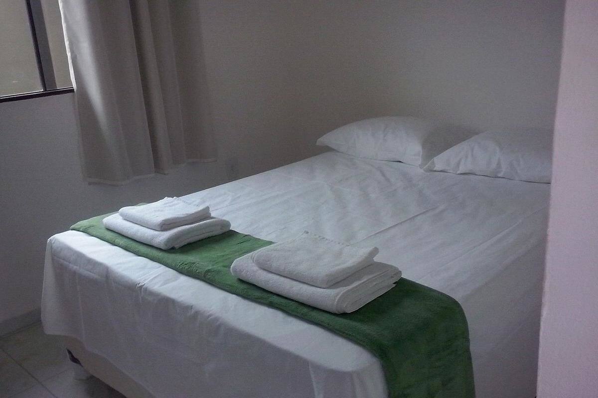 Standard-Apartment, Mehrere Betten, barrierefrei, Raucher | Betten mit Memory-Foam-Matratzen, Verdunkelungsvorhänge