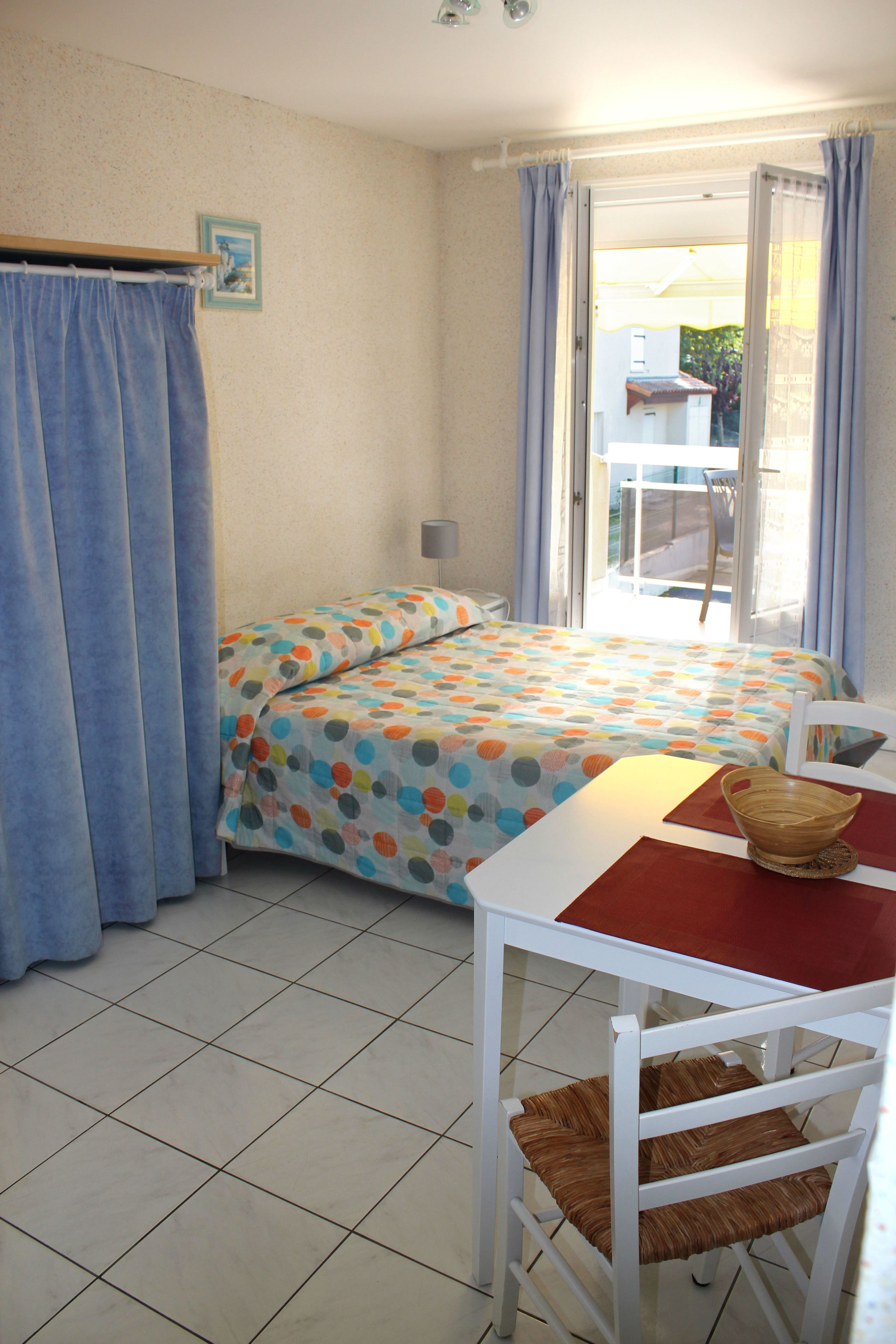 studio, terrace | desk, soundproofing, free wifi, bed sheets