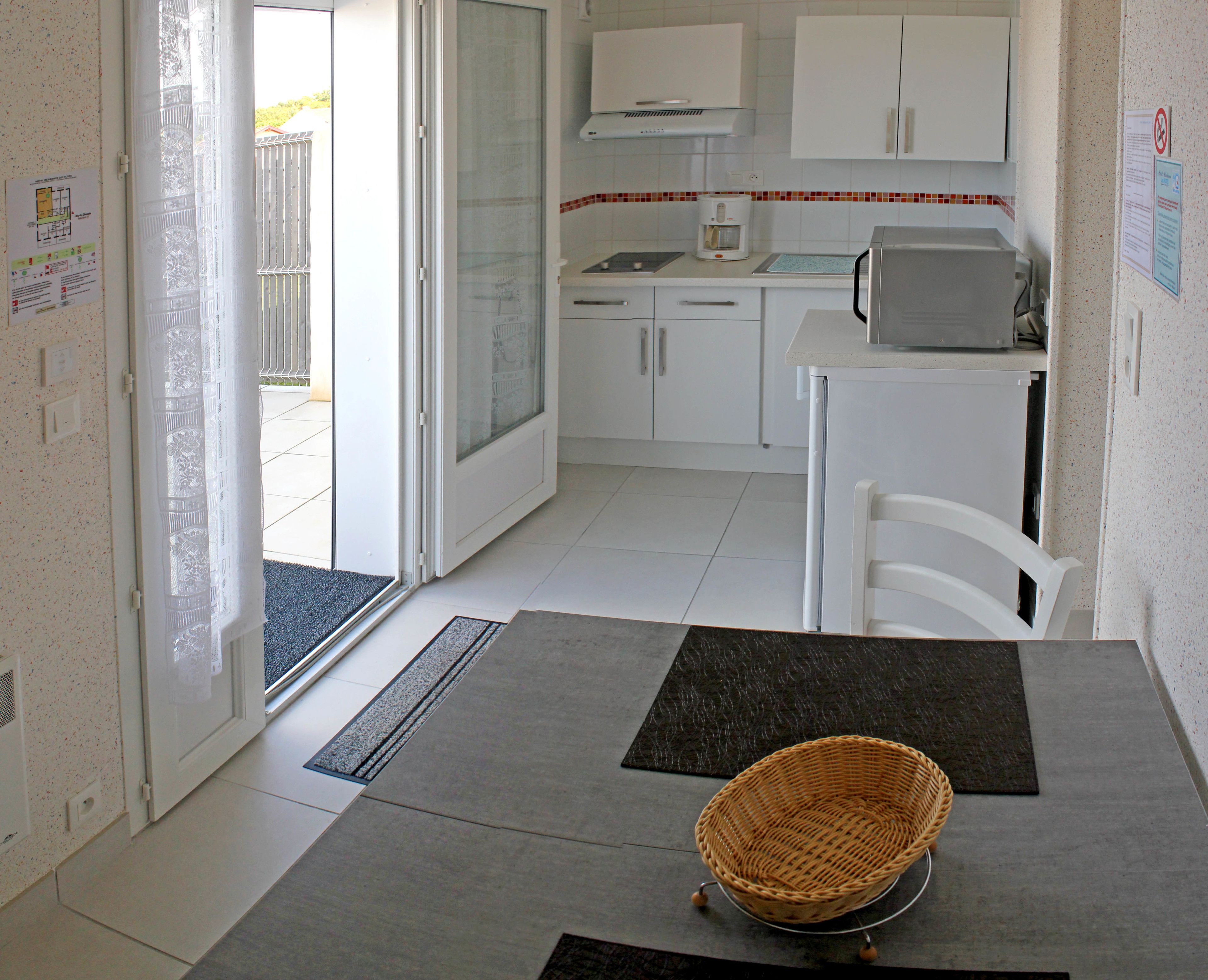 Studio, terrasse | Coin cuisine privé