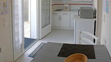 Studio, Terrasse | Eigene Kochnische