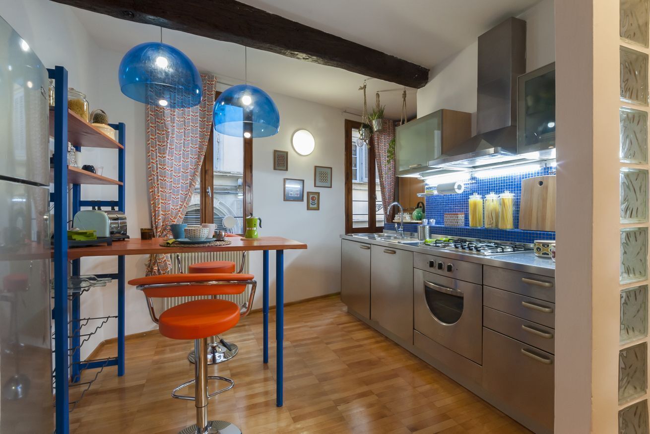 Wasserkocher mit Kaffee-/Teezubehör