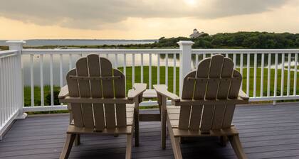 Vues sur l'océan de chaque piÚce, plage à 30 secondes!