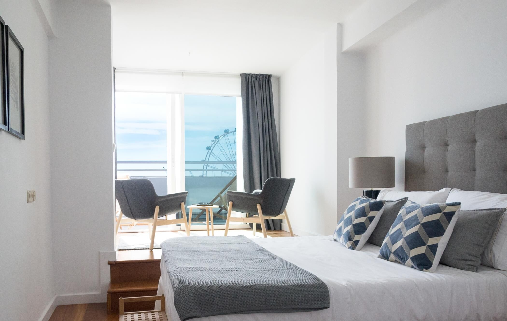 2 bedrooms, iron/ironing board, internet, bed sheets