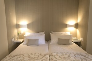 1 bedroom, iron/ironing board, Internet, bed sheets
