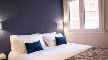 1 chambre, fer et planche à repasser, accès Internet, draps fournis
