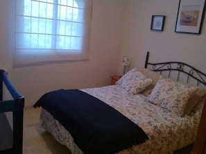 2 bedrooms, iron/ironing board, travel crib, free WiFi
