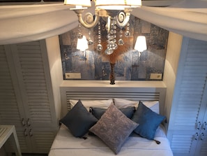Deluxe Double Room | Minibar, desk, free WiFi, bed sheets - Kamelya Butik Otel (Bozcaada)