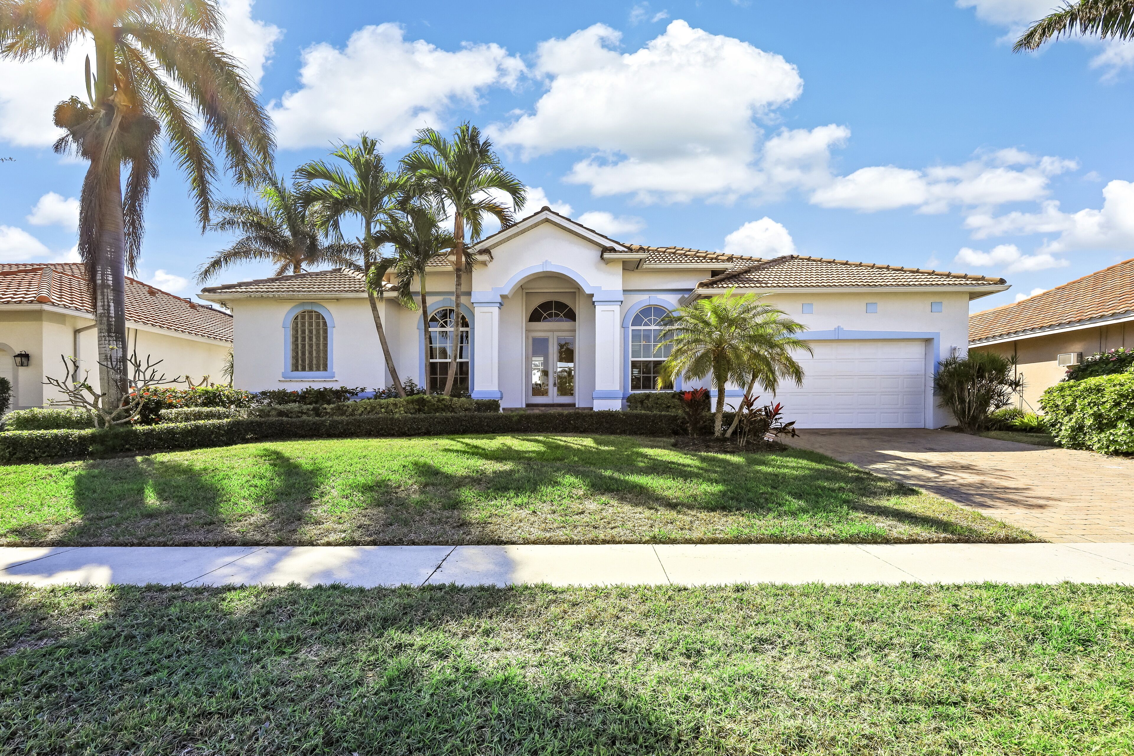 Relaxing waterfront home w/ pool & steps to beach