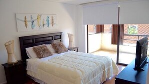 Standard Apartment, Multiple Beds, Non Smoking | 4 bedrooms, blackout drapes, WiFi (free), bed sheets - Alojarent Callao (Santiago)