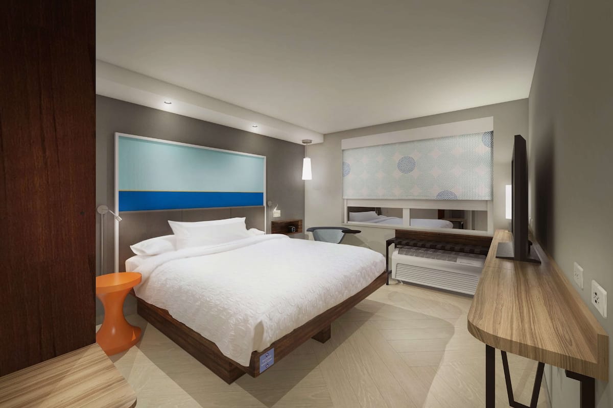 desk, laptop workspace, iron/ironing board, free wifi