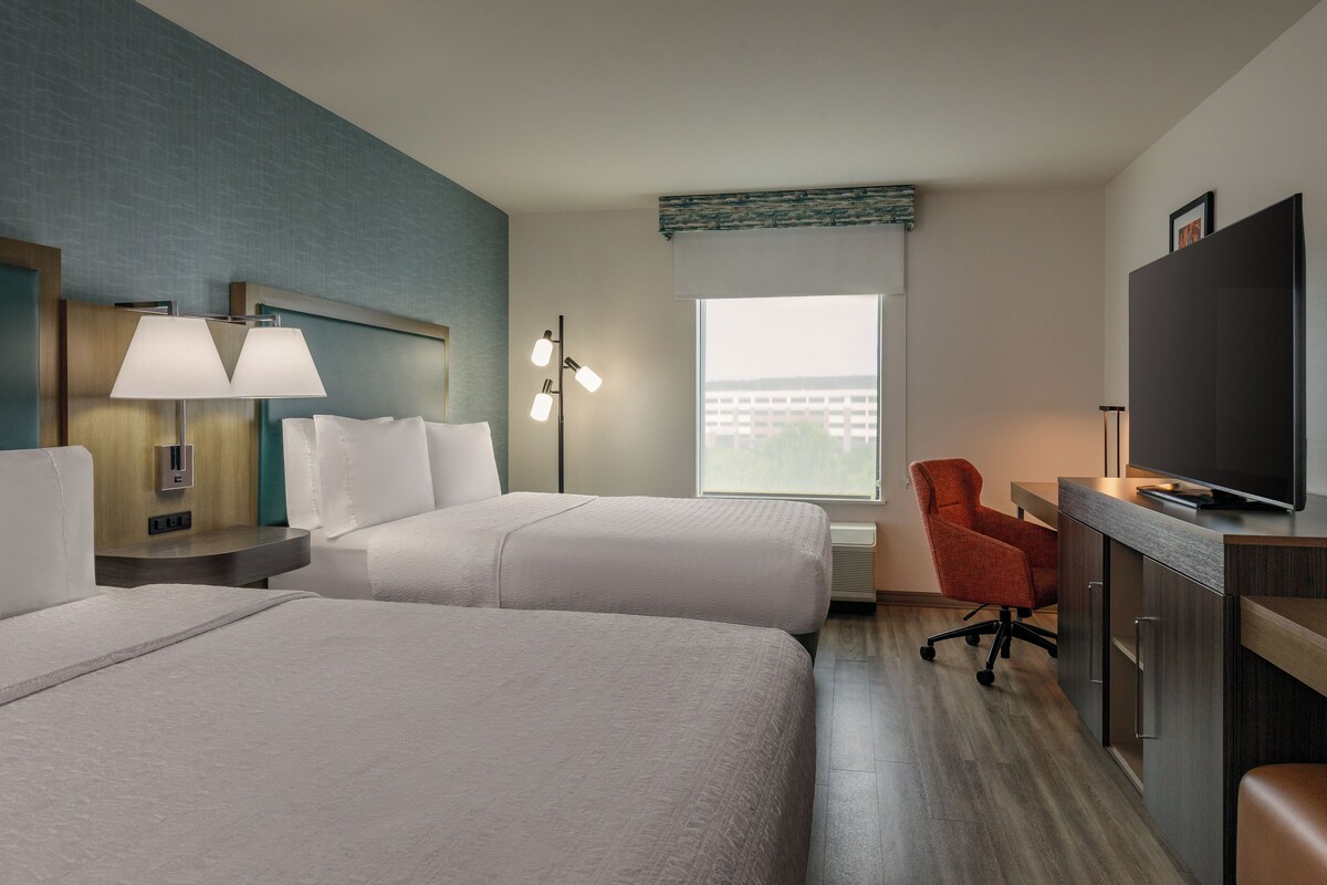 Desk, iron/ironing board, free cots/infant beds, free WiFi