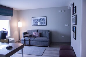 ทีวีจอแอลซีดี 40 นิ้ว พร้อมช่องเคเบิล, ทีวี