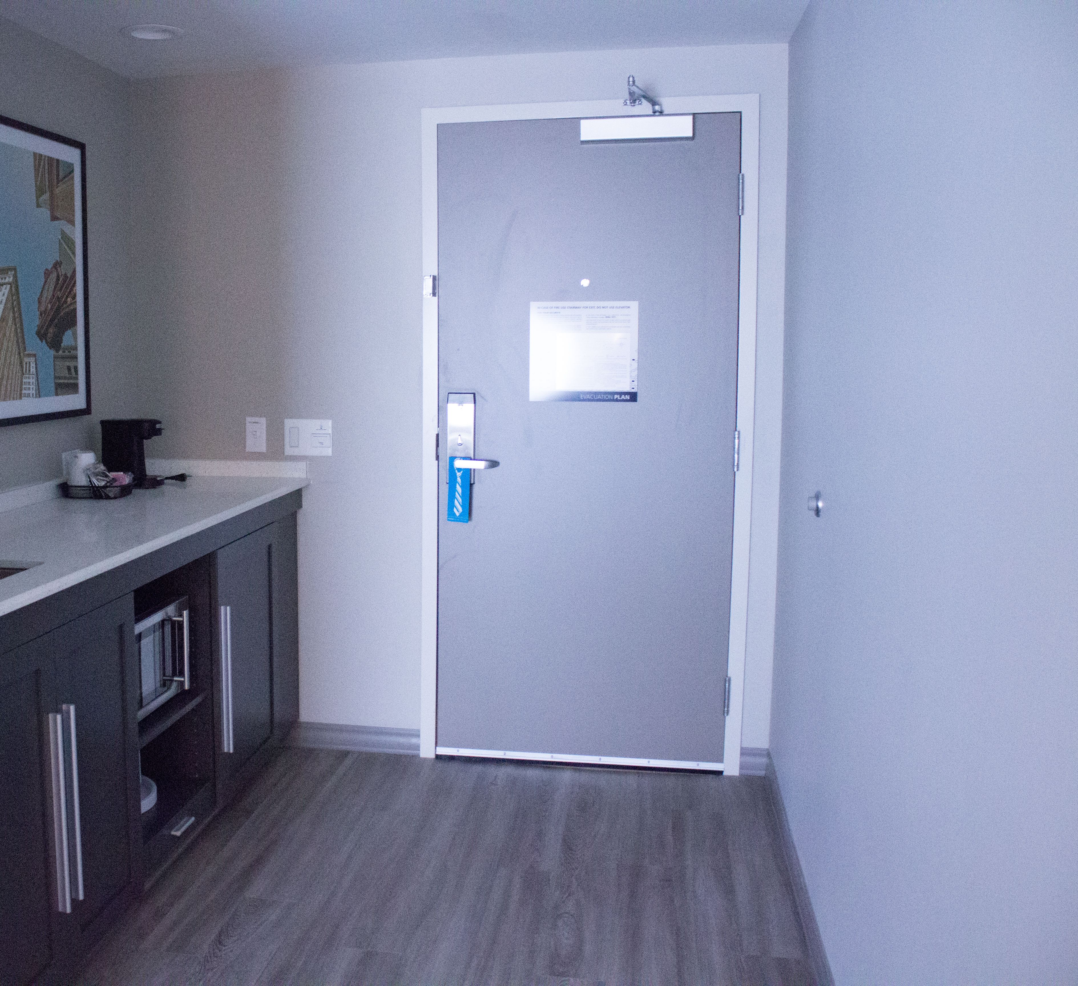 fridge, microwave, coffee/tea maker