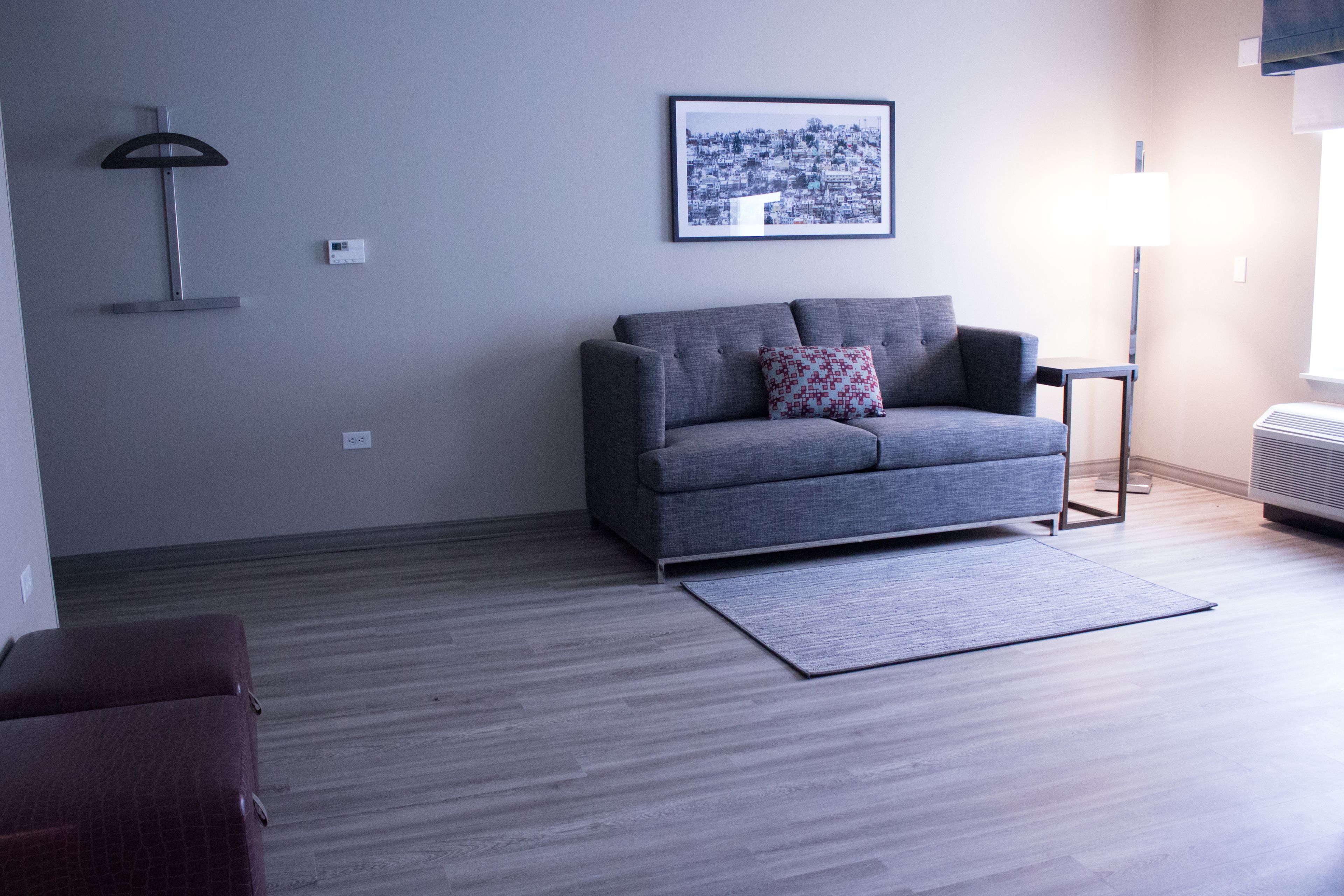 40-inch lcd tv with cable channels, tv