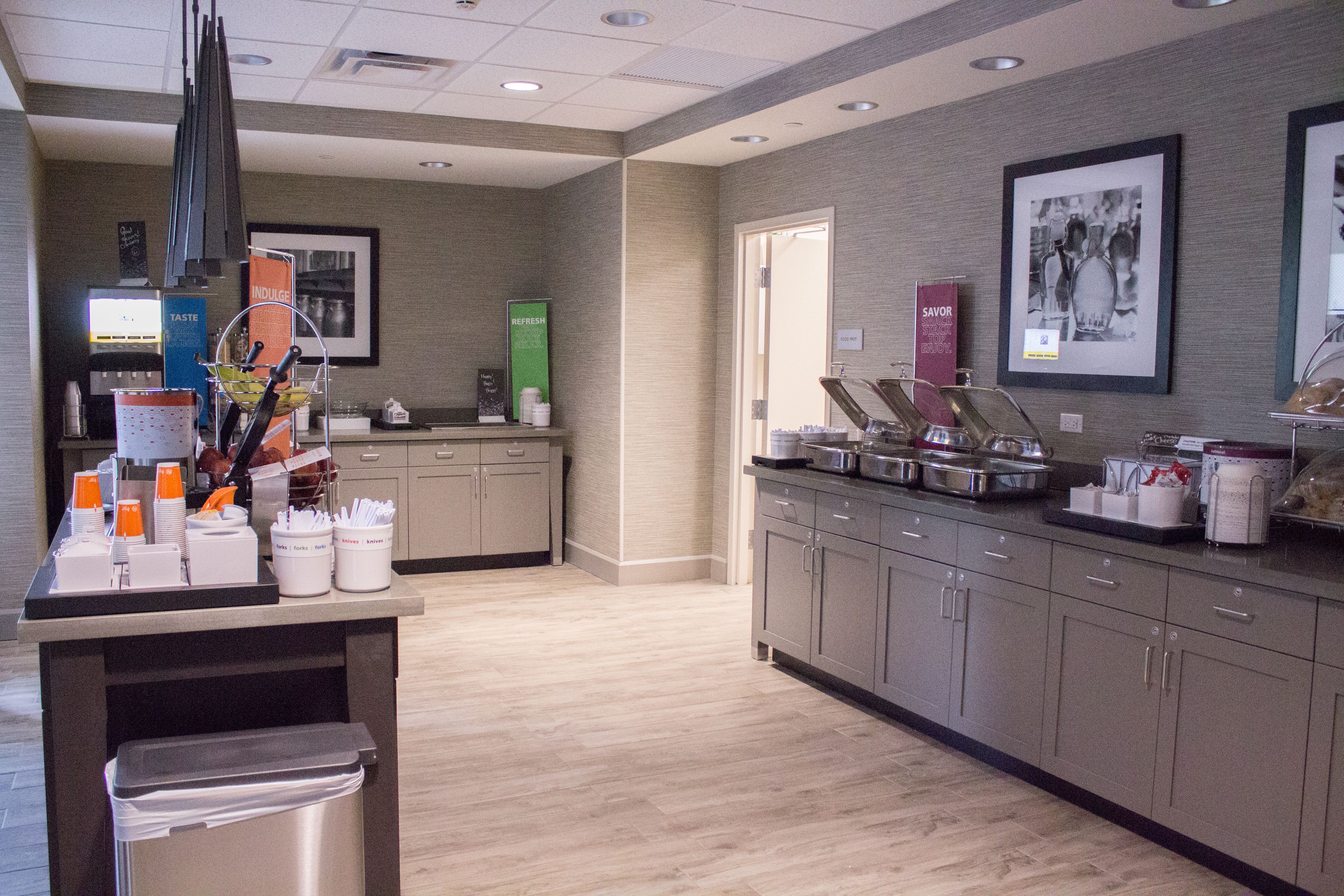 Free daily continental breakfast 