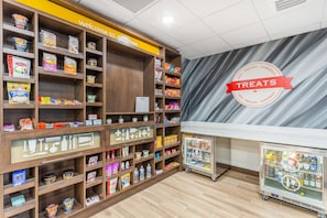 Snack bar