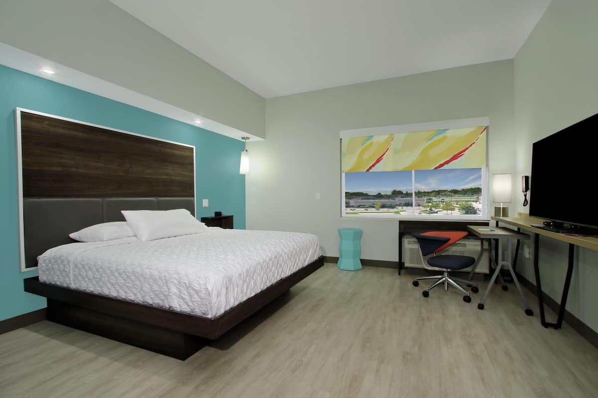 In-room safe, desk, blackout drapes, cribs/infant beds