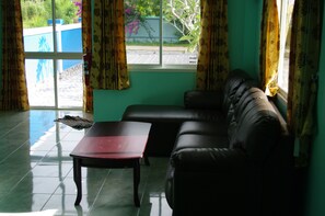 Maison Confort, 2 chambres, vue mer | Coin séjour