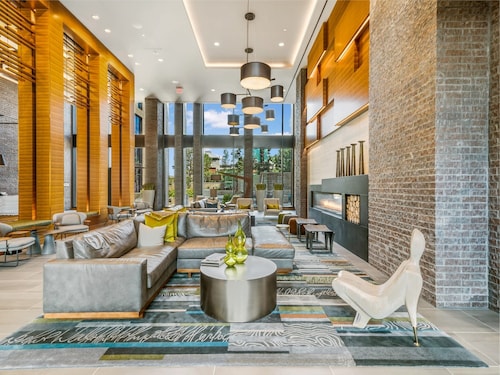 Global Luxury Suites at Reston Town Center