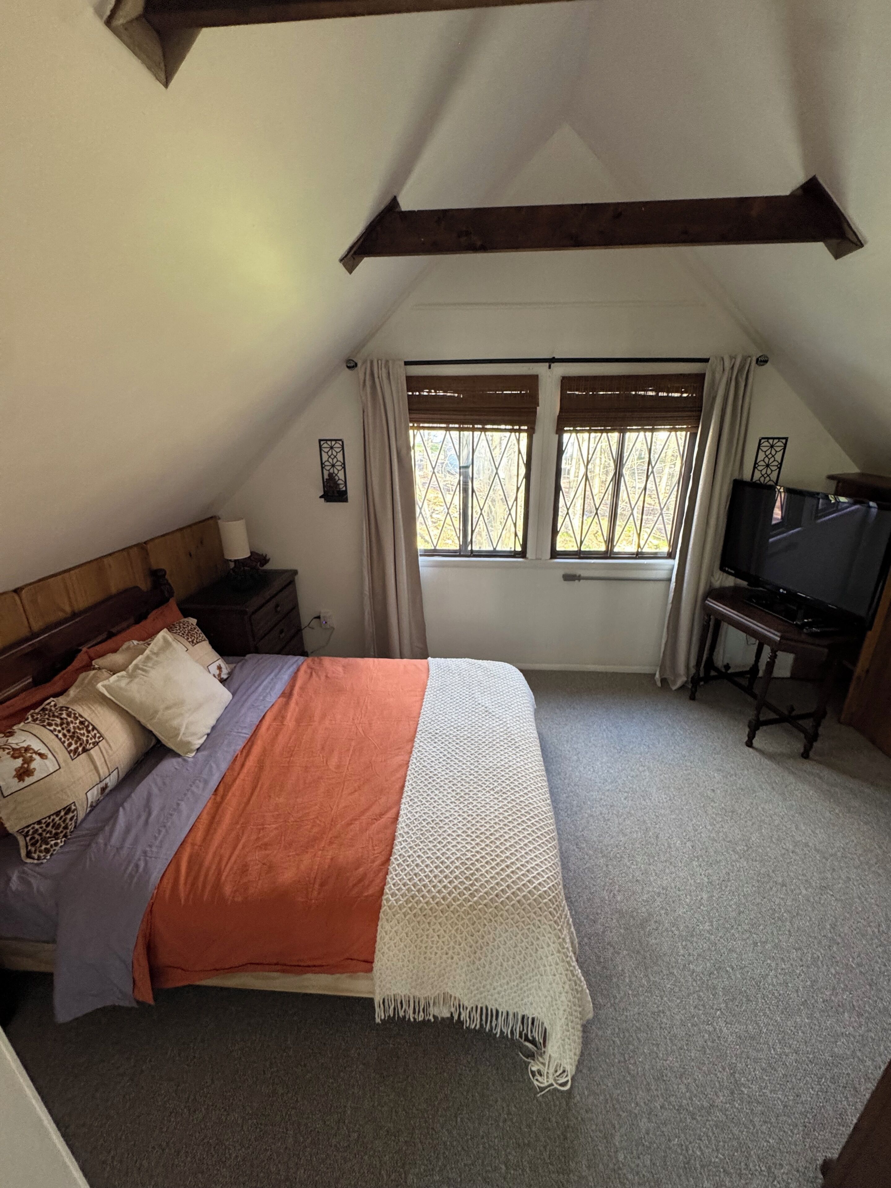 3 kamar tidur dan didekorasi berbeda-beda
