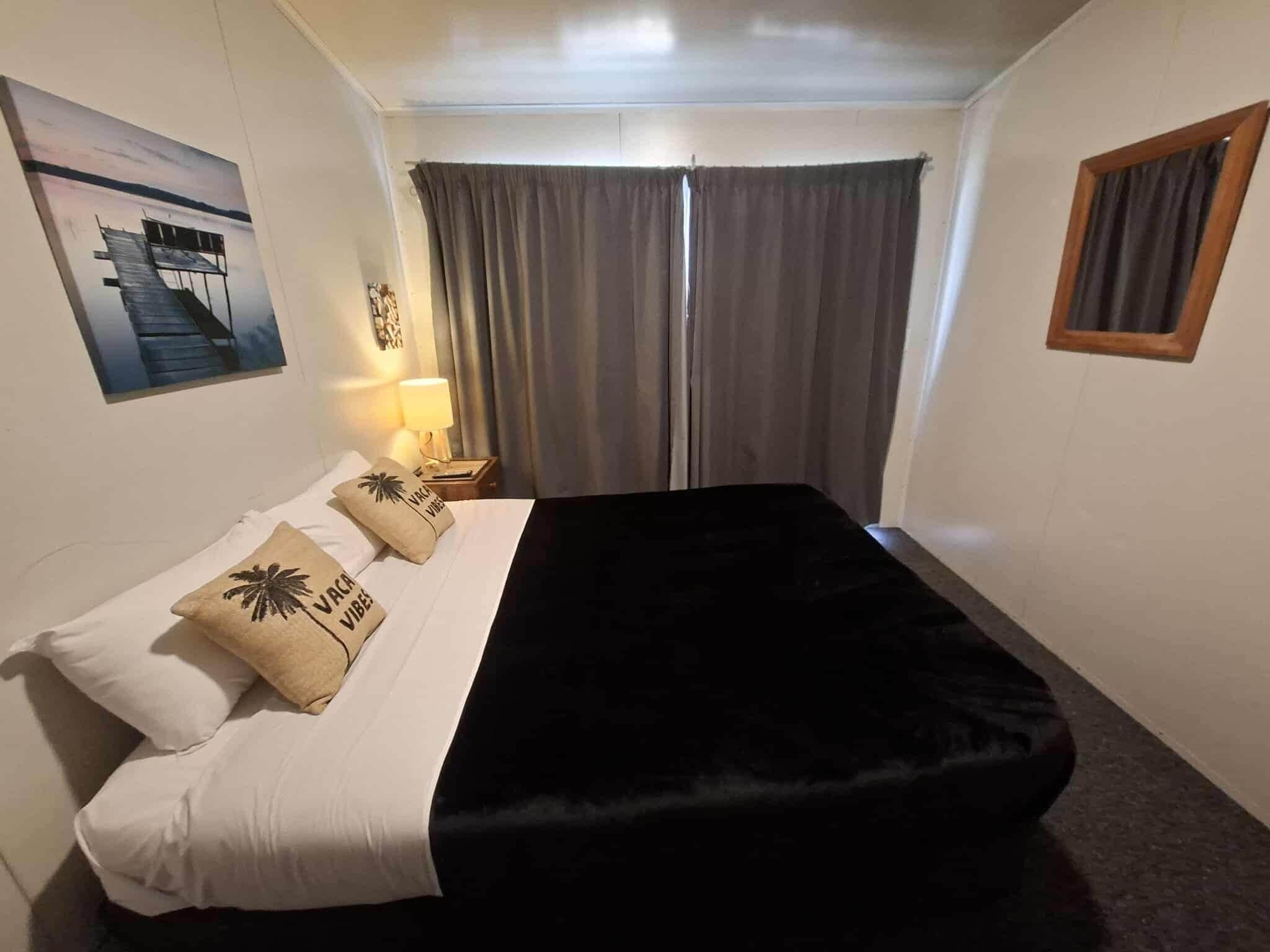 Economy-rum | Individuell inredning, unika möbler och strykjärn/strykbräda