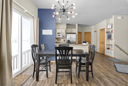 Your small town getaway USA Dillon Montana